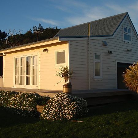 Nga Puriri Bed And Breakfast Hicks Bay Exterior photo